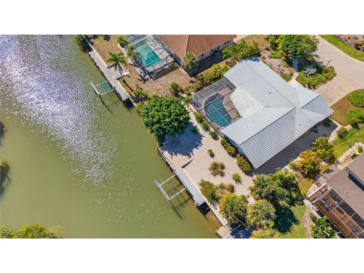 952 Kings Crown Drive Sanibel FL 33957 2026004217 image43