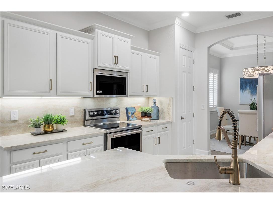 9520 Ironstone Terrace #202 Naples FL 34120 225072022 image12