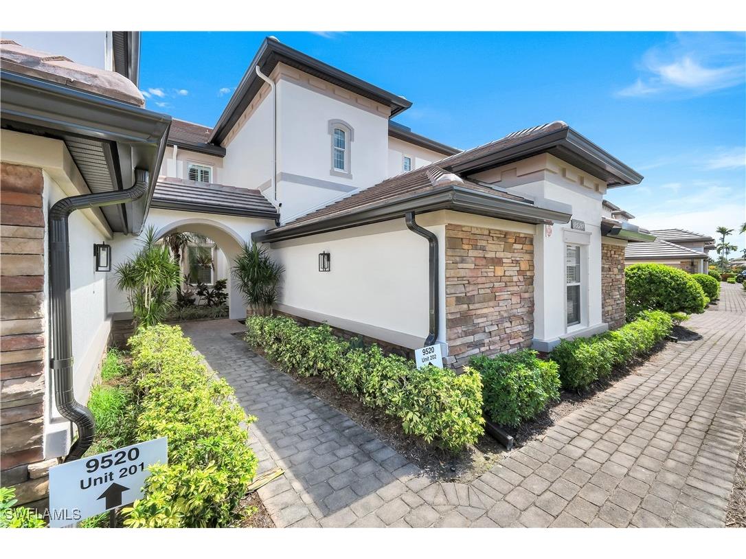 9520 Ironstone Terrace #202 Naples FL 34120 225072022 image4