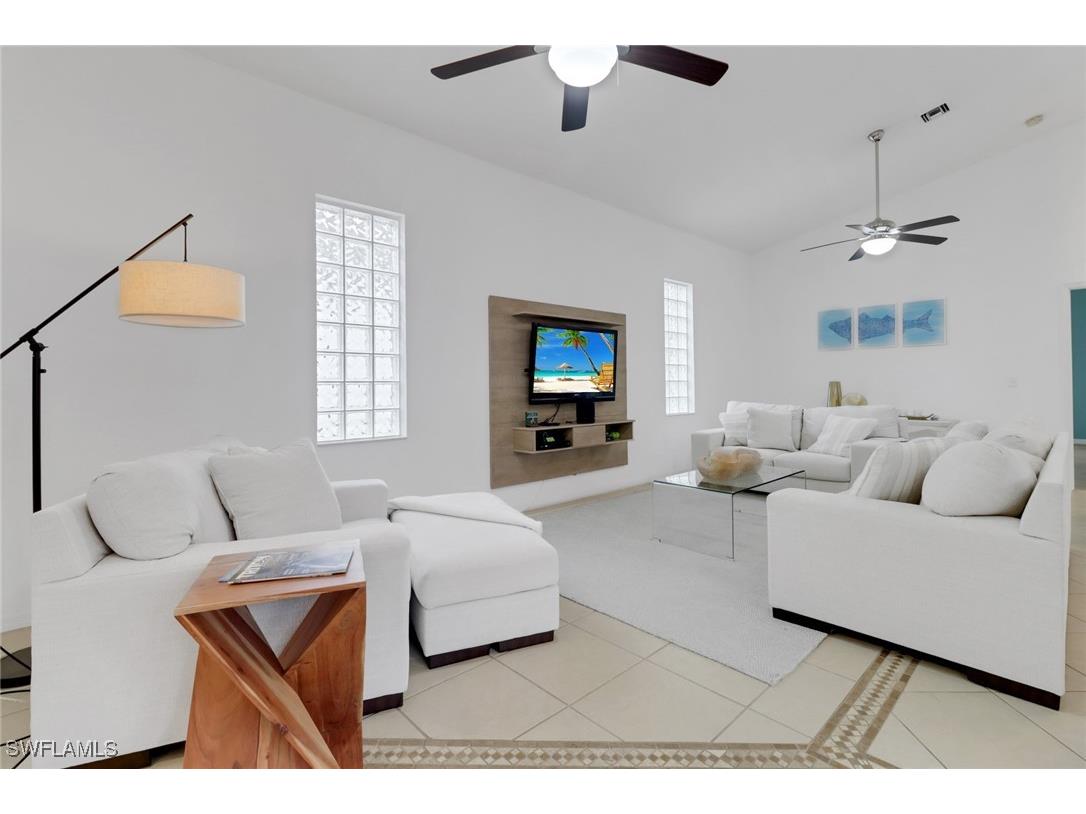 9521 Mariners Cove Lane Fort Myers FL 33919 225062049 image3