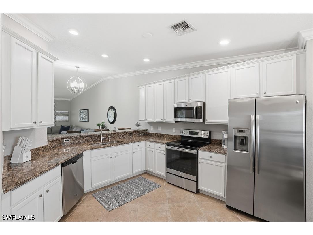 9528 Avellino Way #2521 Naples FL 34113 226018858 image3