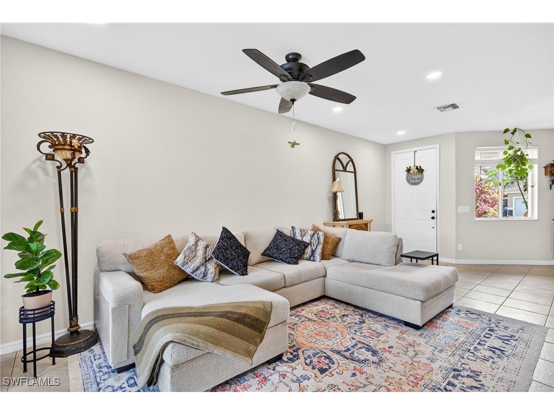 9530 Roundstone Circle Fort Myers FL 33967 226005141 image1