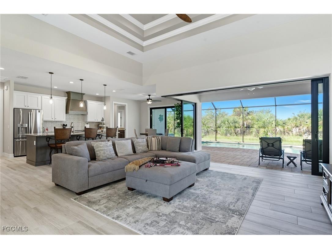 9533 Arnaz Circle Port Charlotte FL 33981 2025013202 image11