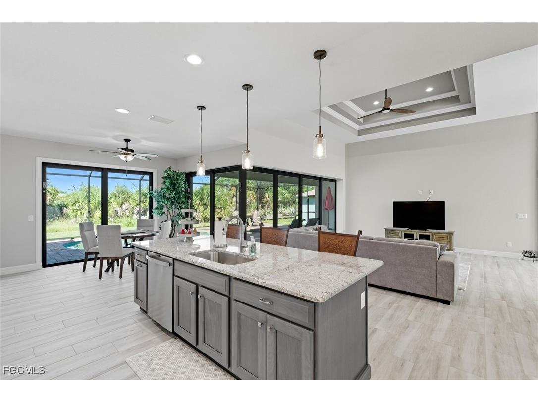 9533 Arnaz Circle Port Charlotte FL 33981 2025013202 image17