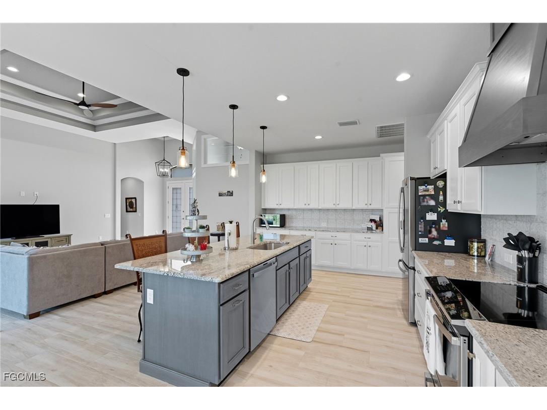 9533 Arnaz Circle Port Charlotte FL 33981 2025013202 image18