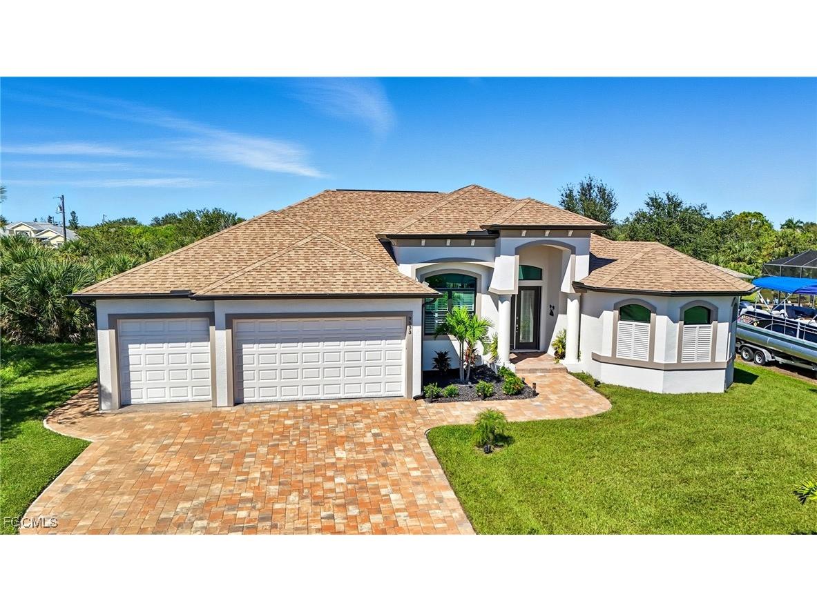 9533 Arnaz Circle Port Charlotte FL 33981 2025013202 image2