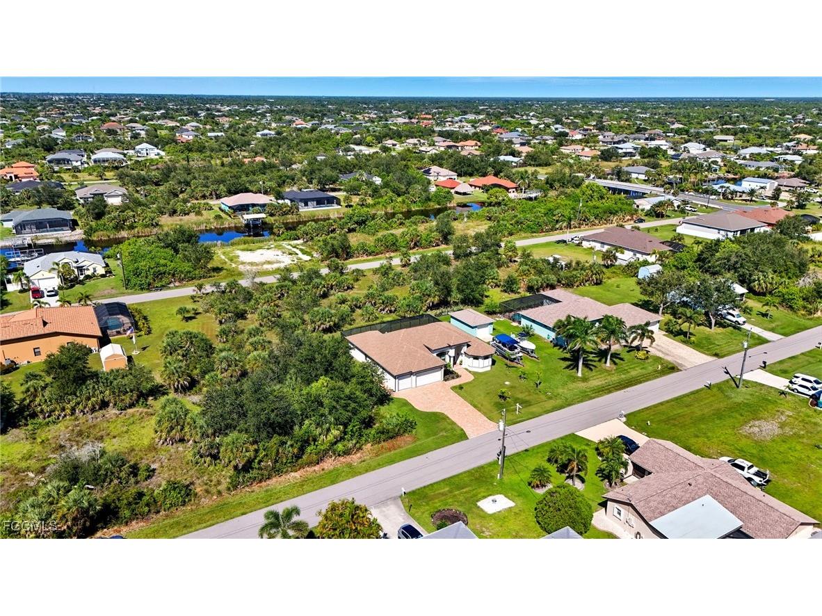 9533 Arnaz Circle Port Charlotte FL 33981 2025013202 image7