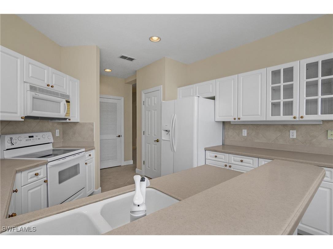 9533 Cypress Hammock Circle #102 Estero FL 34135 225062417 image14