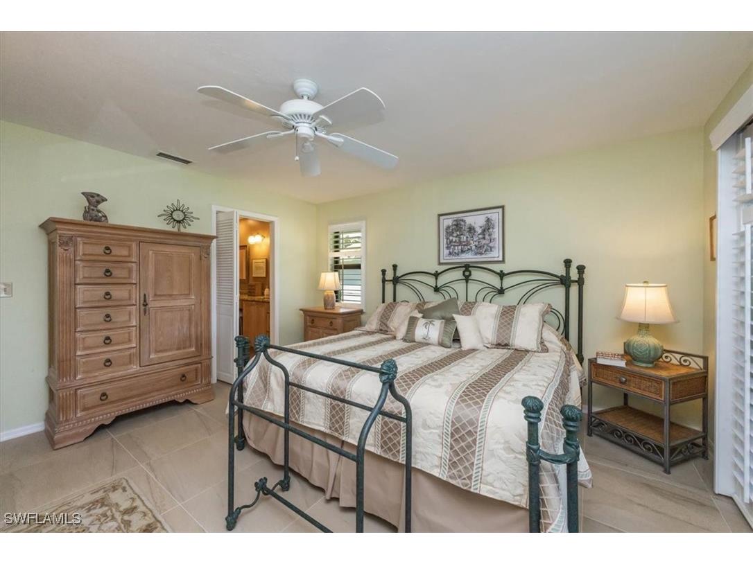 9534 Campbell Circle Naples FL 34109 225078000 image16