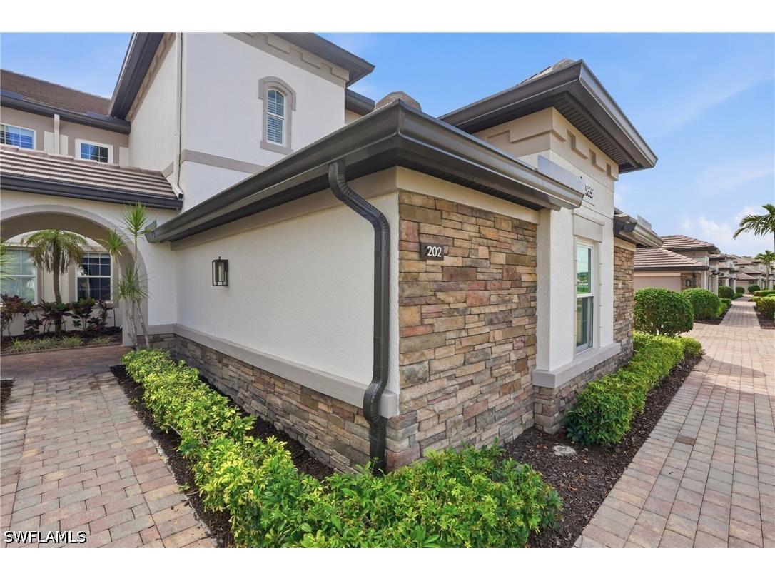 9536 Ironstone Terrace #202 Naples FL 34120 226013997 image27