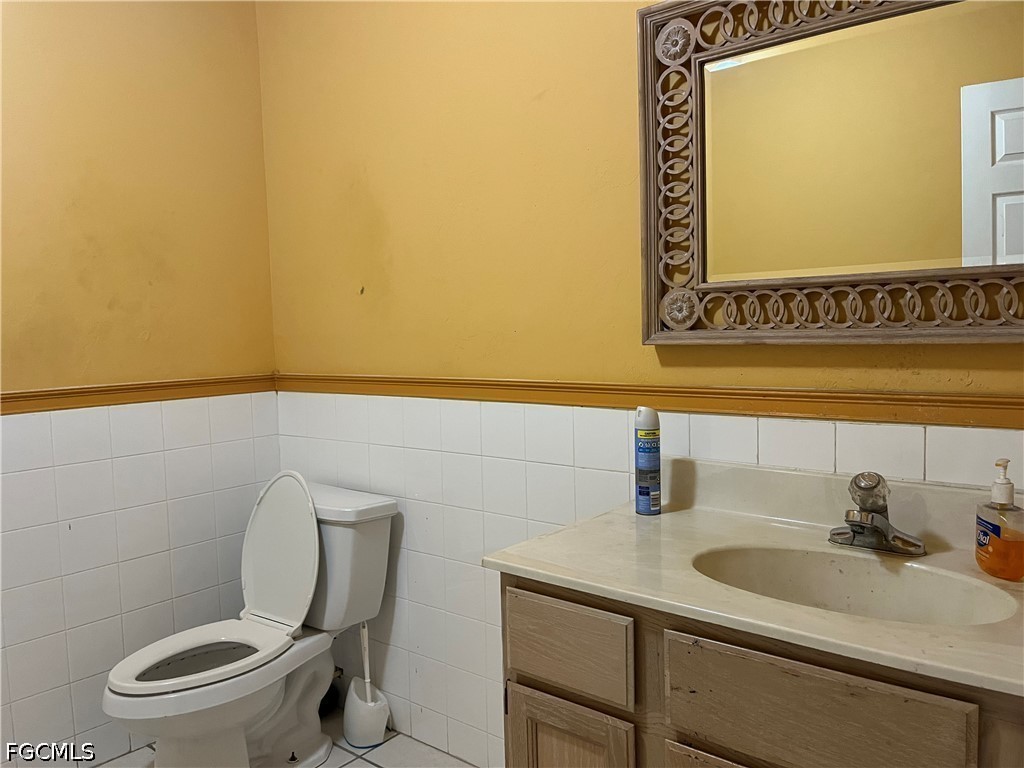 954 Country Club Boulevard #A Cape Coral FL 33990 2026014829 image14