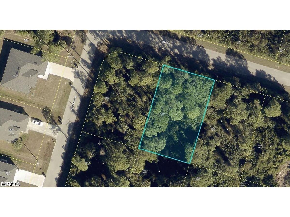 954 Iris Street E Lehigh Acres FL 33974 2026029462 image1