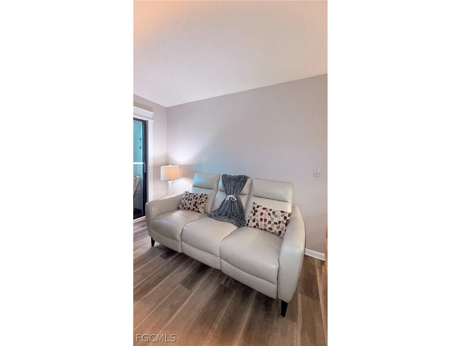9540 Green Cypress Lane #11 Fort Myers FL 33905 2026011566 image3