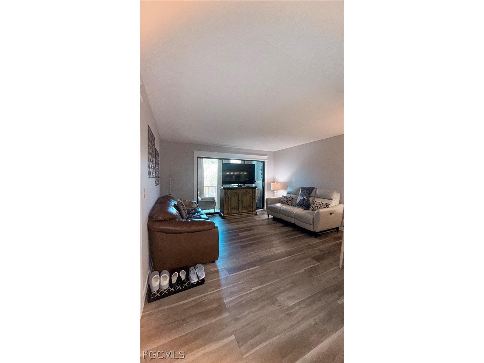 9540 Green Cypress Lane #11 Fort Myers FL 33905 2026011566 image5
