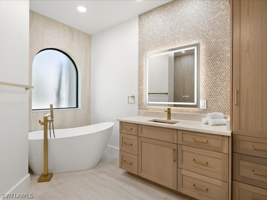 9541 Wilshire Lakes Boulevard Naples FL 34109 226009849 image31