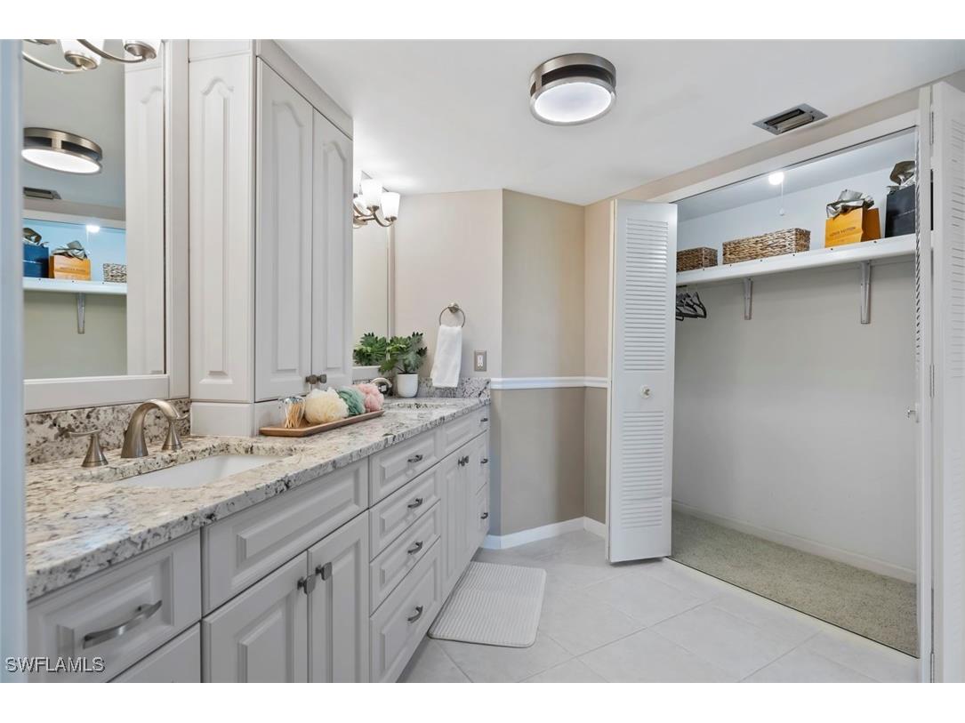 955 Palm View Drive #B-307 Naples FL 34110 225075844 image20