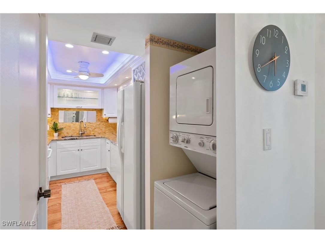 955 Palm View Drive #B-307 Naples FL 34110 225075844 image4