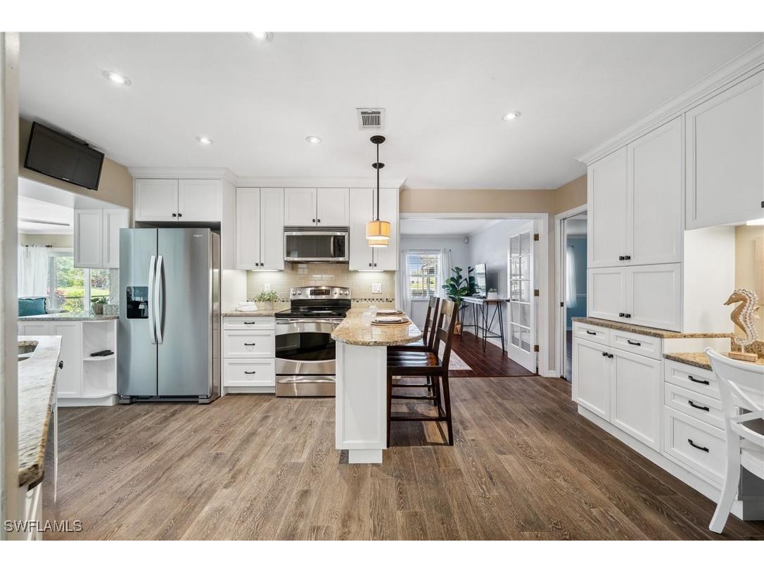 9556 Litchfield Lane Naples FL 34109 225042060 image1