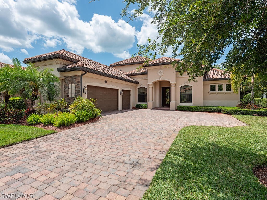 9561 Siracusa Court Naples FL 34113 224037319 image1