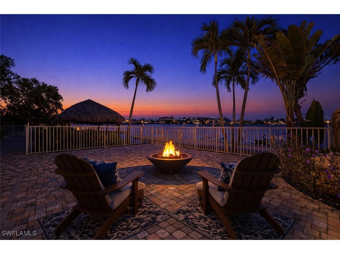 9566 Gulf Shore Drive #102 Naples FL 34108 225072802 image25