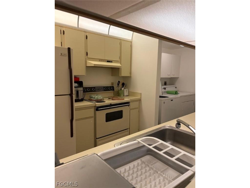 9570 Green Cypress Lane #13 Fort Myers FL 33905 2026009873 image4