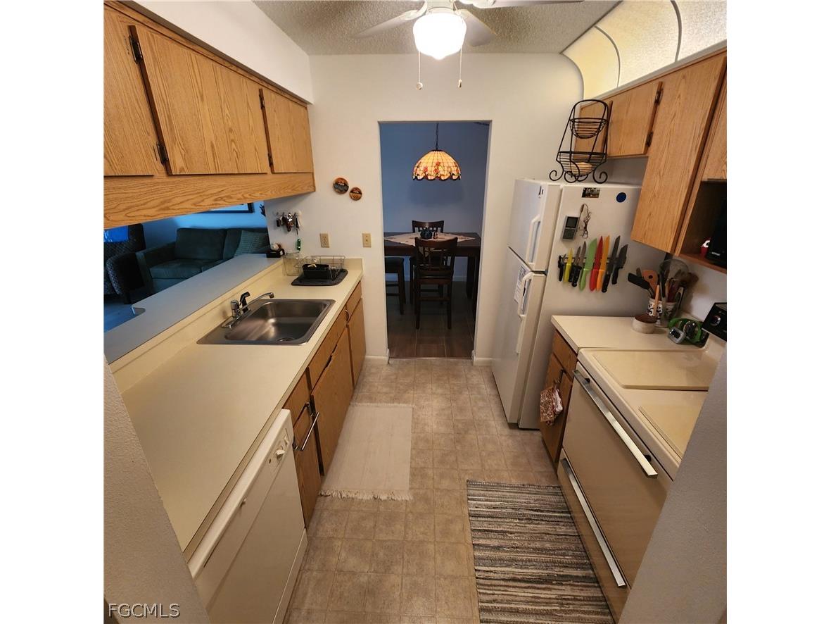 9570 Green Cypress Lane #15-G2 Fort Myers FL 33905 2026008399 image11