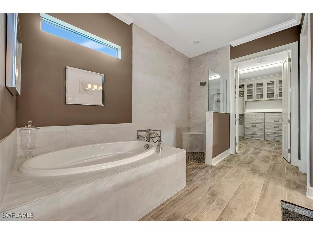 9574 Everglades Drive Naples FL 34120 226002551 image26