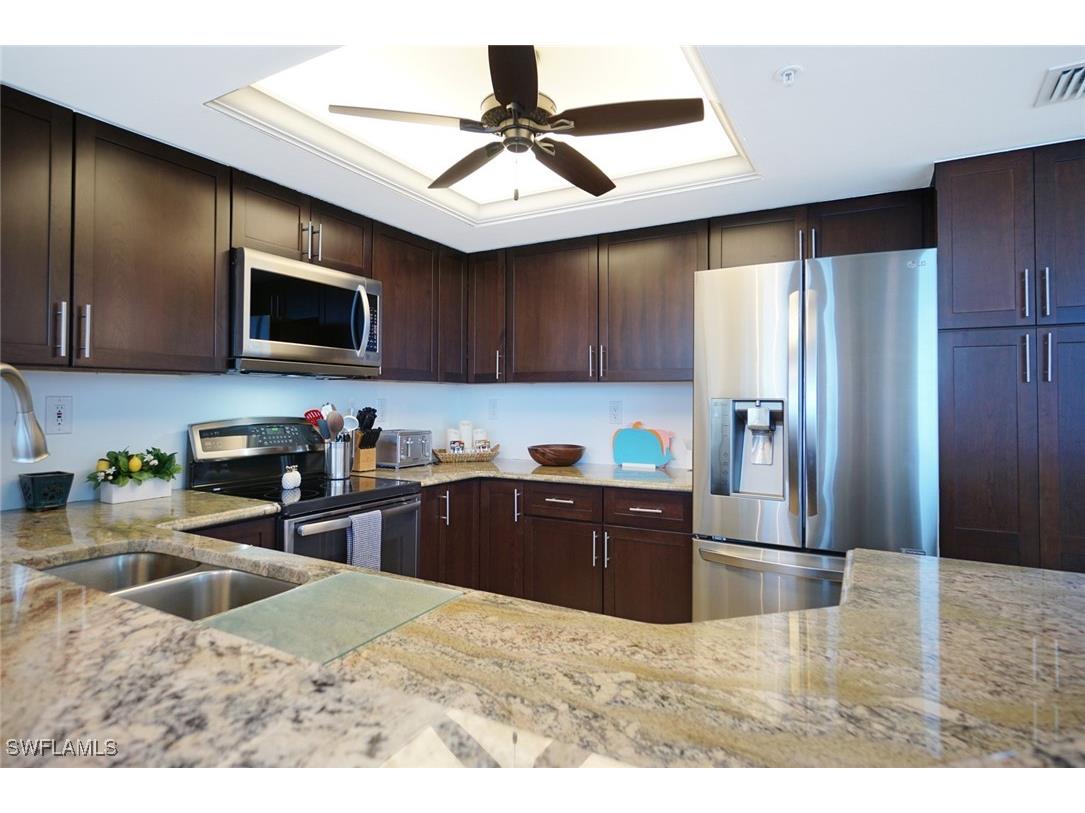 9577 Gulf Shore Drive #601 Naples FL 34108 225075382 image10