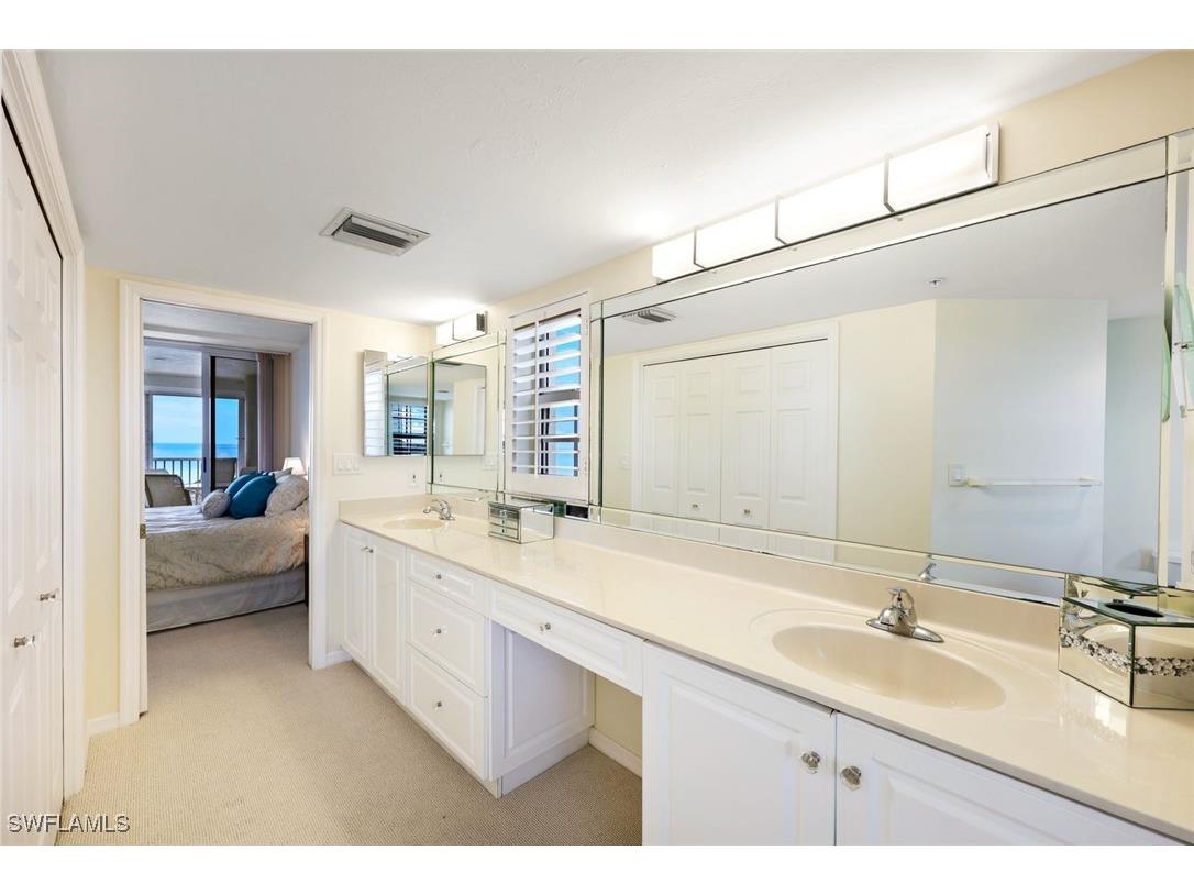 9577 Gulf Shore Drive #704 Naples FL 34108 225083206 image15