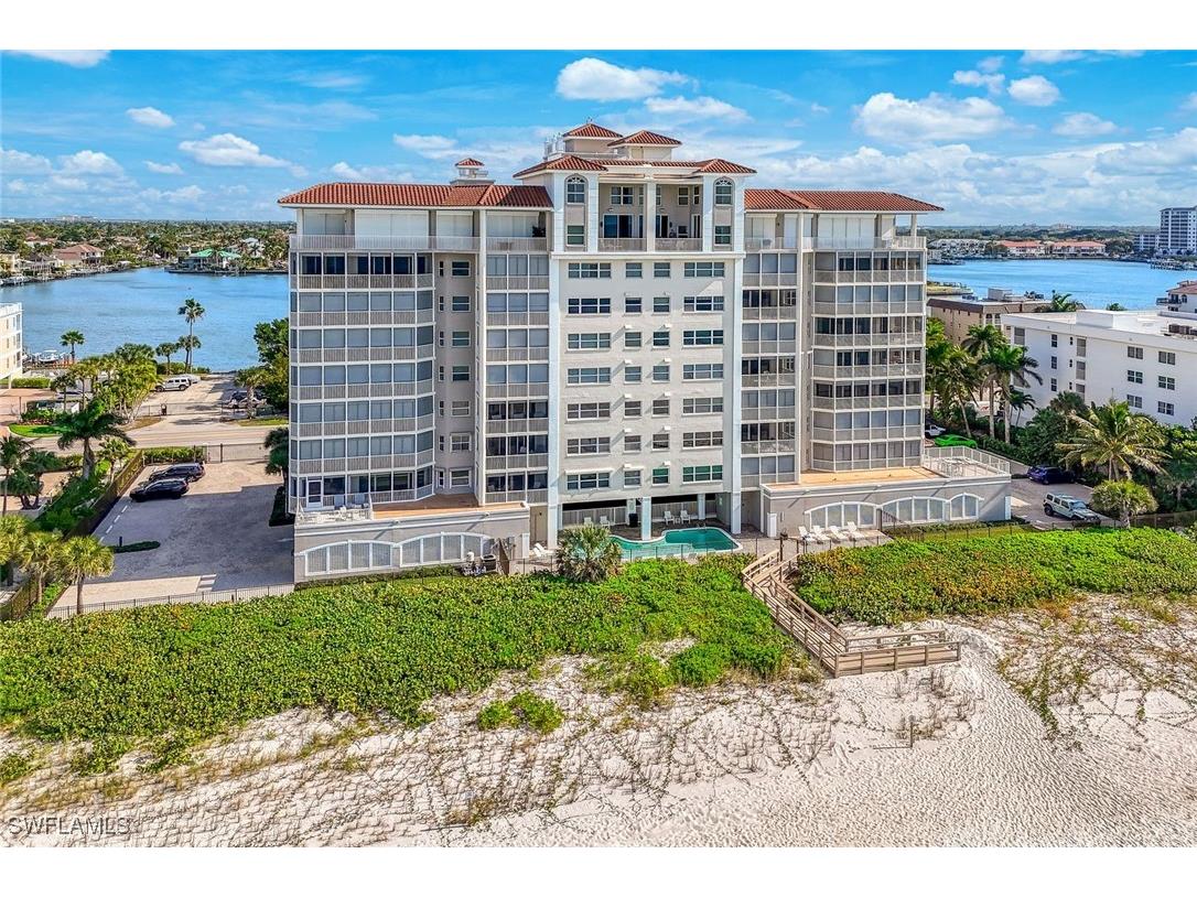 9577 Gulf Shore Drive #704 Naples FL 34108 225083206 image23