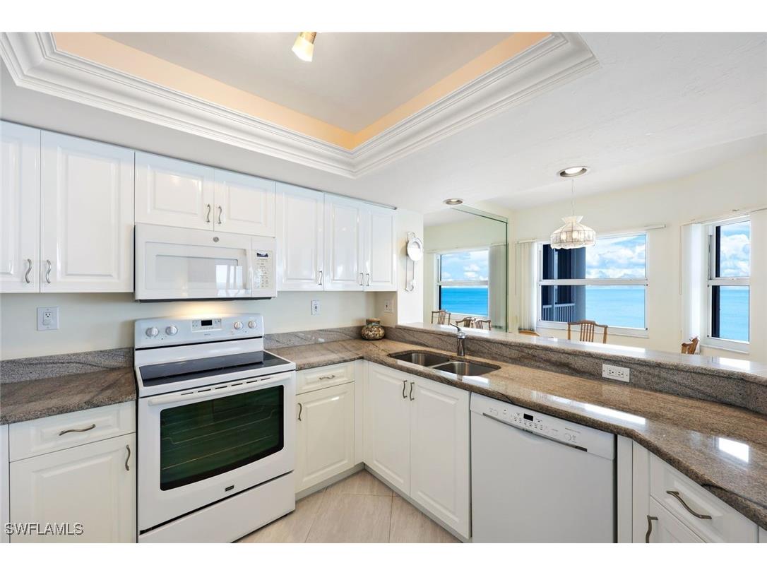 9577 Gulf Shore Drive #704 Naples FL 34108 225083206 image3