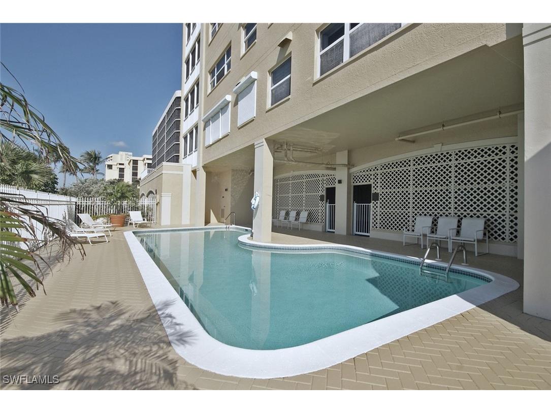 9577 Gulf Shore Drive W #504 Naples FL 34108 225075380 image24