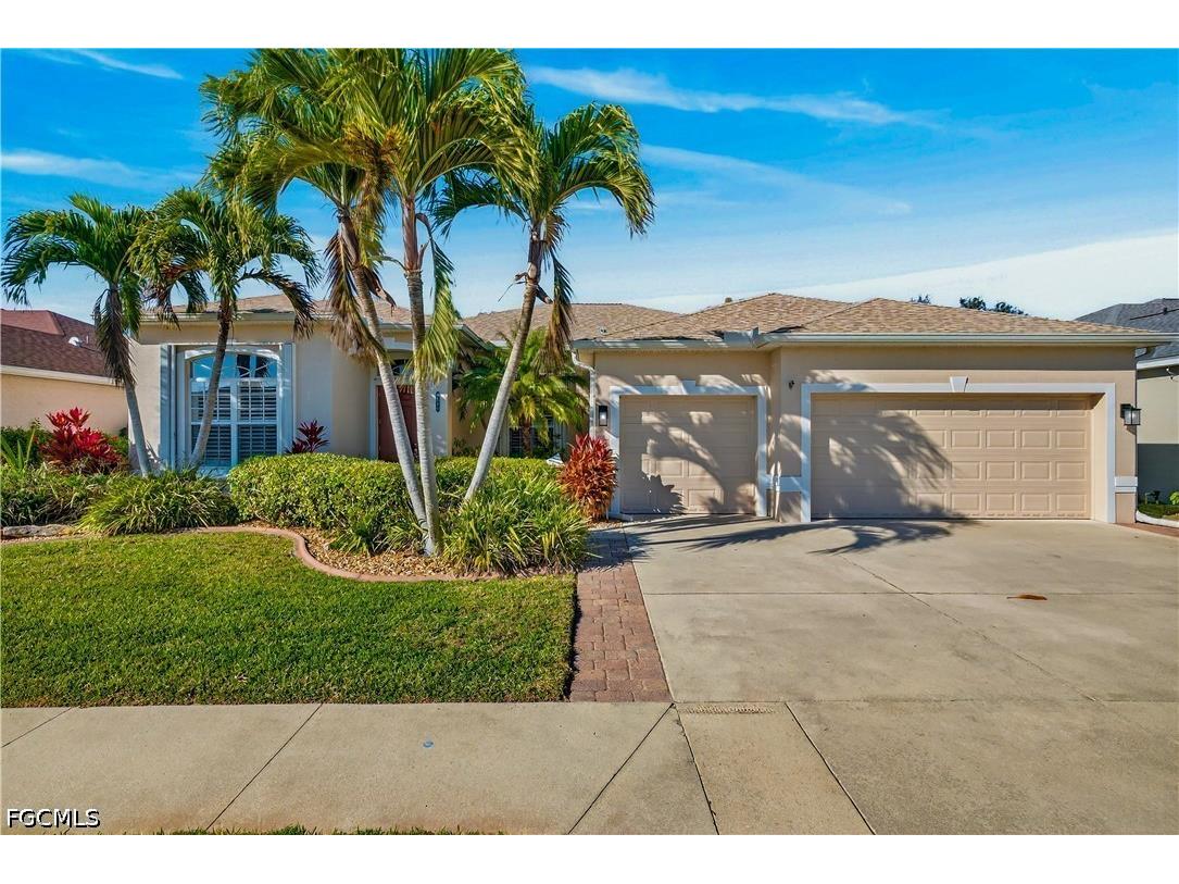 9580 Gladiolus Preserve Circle Fort Myers FL 33908 2026008558 image2