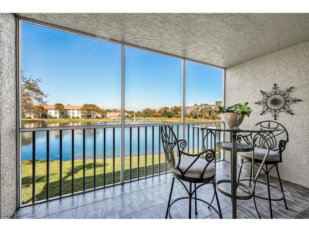 9580 Victoria Lane #208A Naples FL 34109 226006498 image1