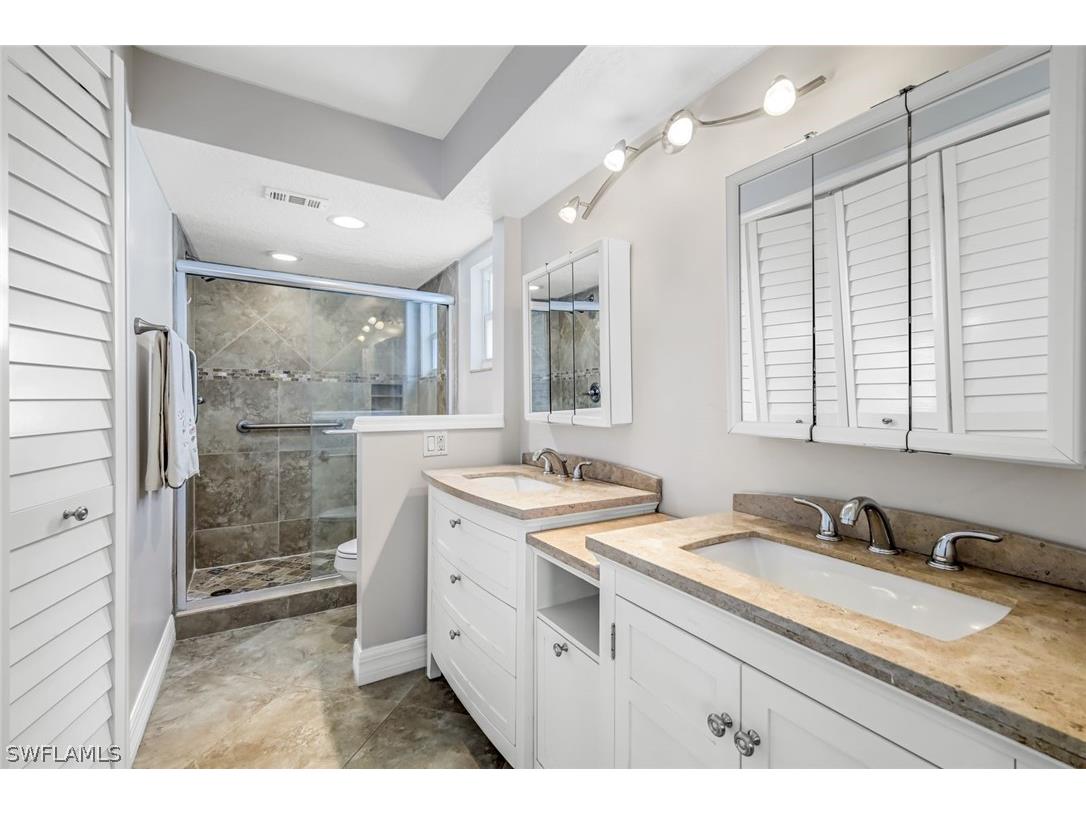 9580 Victoria Lane #208A Naples FL 34109 226006498 image14