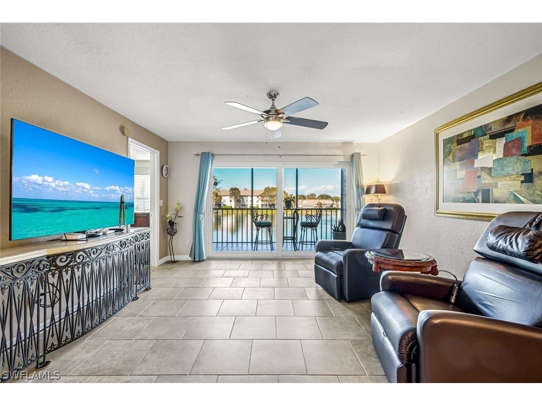 9580 Victoria Lane #208A Naples FL 34109 226006498 image2