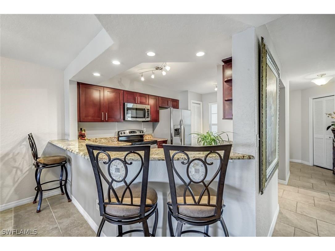 9580 Victoria Lane #208A Naples FL 34109 226006498 image6