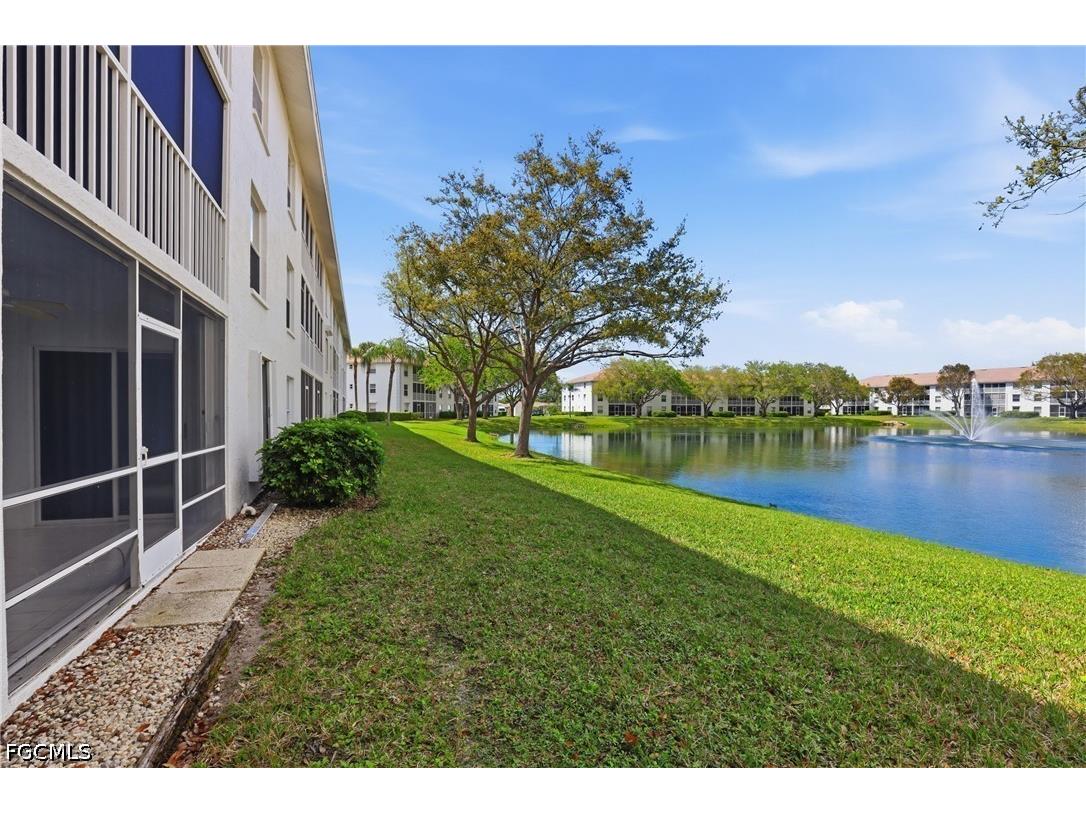 9580 Victoria Lane #A102 Naples FL 34109 2026017915 image2