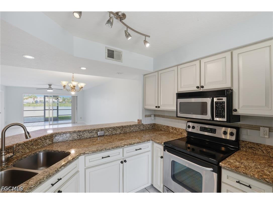 9580 Victoria Lane #A102 Naples FL 34109 2026017915 image3