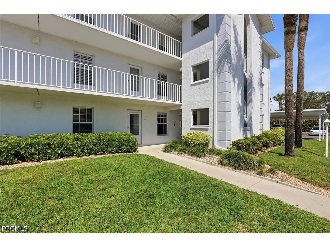 9580 Victoria Lane #A102 Naples FL 34109 2026017915 image32