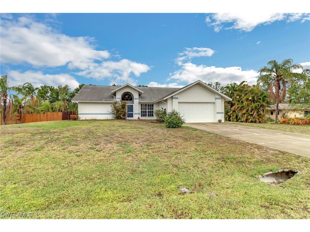 9581 Shadow Oak Lane North Fort Myers FL 33917 223028538 image1