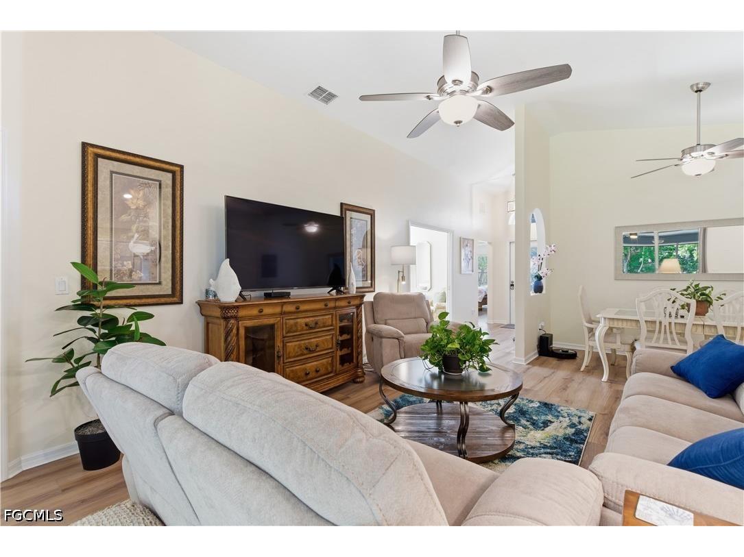 9584 Dunkirk Drive Fort Myers FL 33919 2026020023 image10