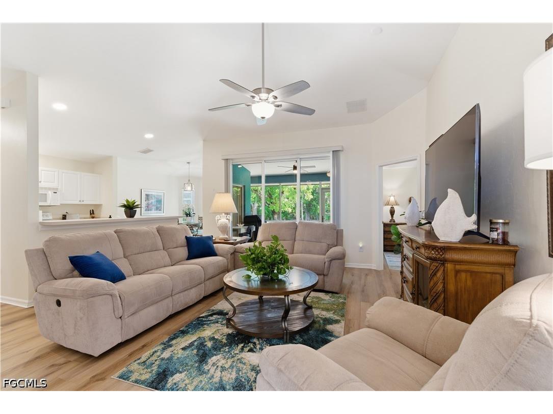 9584 Dunkirk Drive Fort Myers FL 33919 2026020023 image8