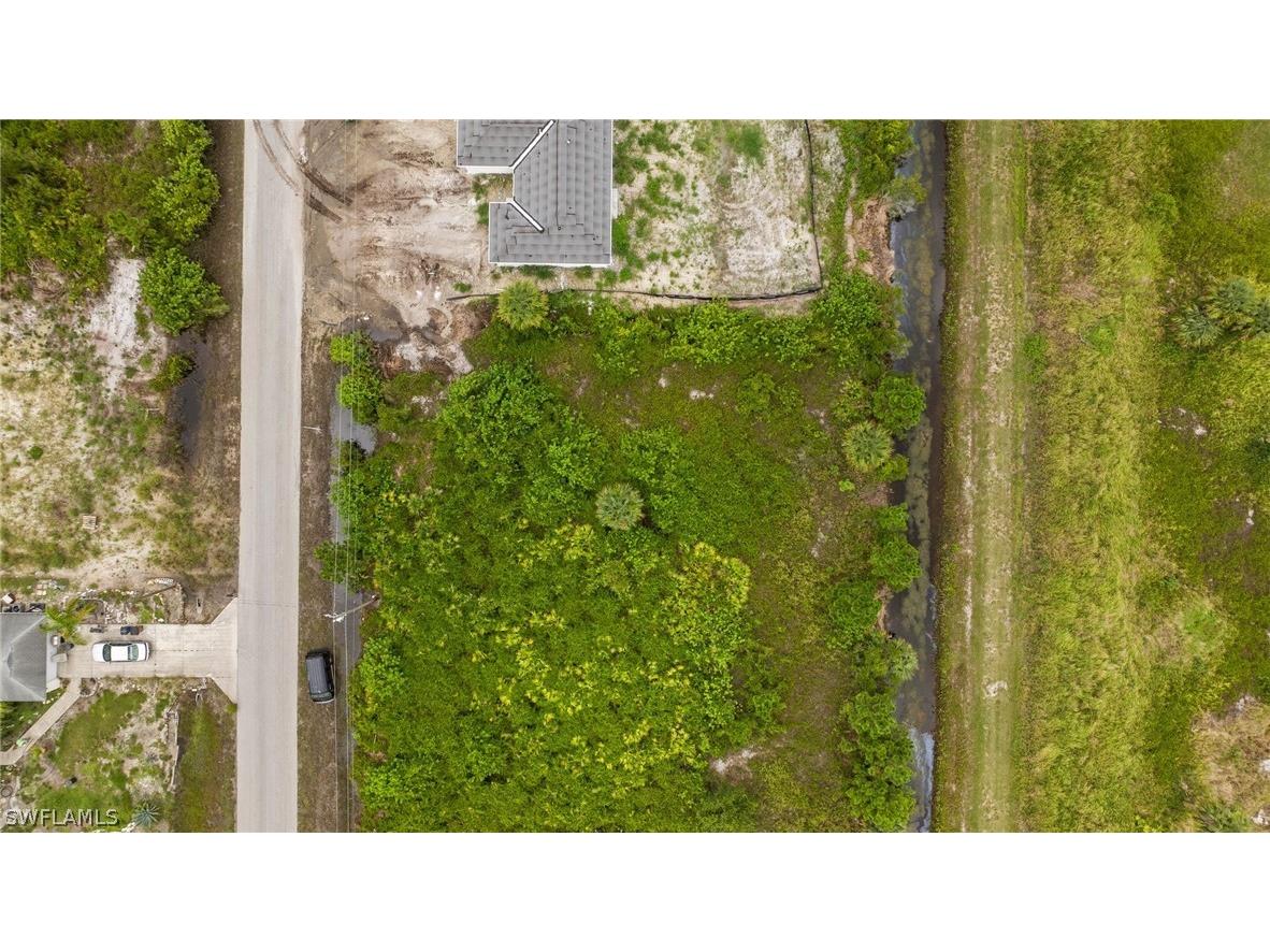 959 Commodore Street Lehigh Acres FL 33974 224053482 image1