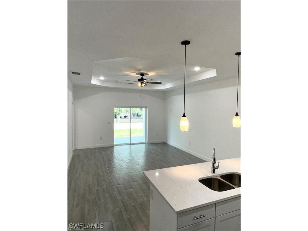 959 Eisenhower Blvd Lehigh Acres FL 33974 224001825 image1