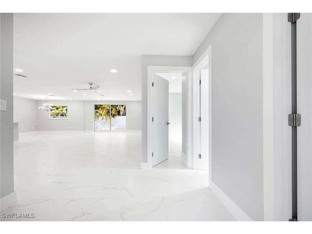 959 N Town And River Drive Fort Myers FL 33919 225078821 image4