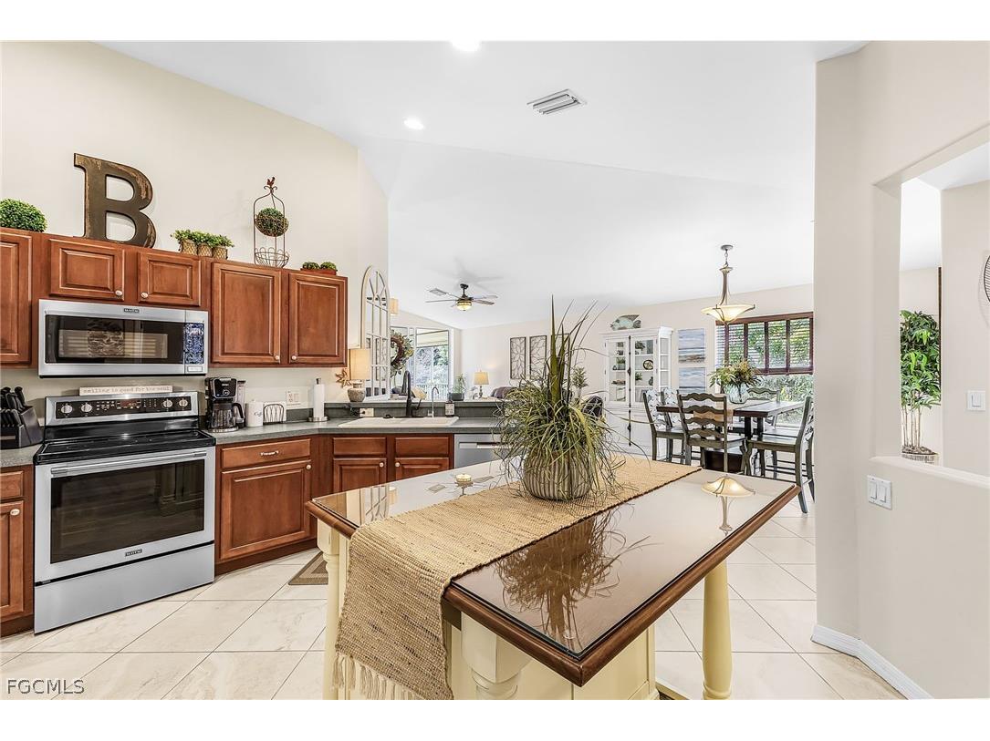 9595 Hemingway Lane #4102 Fort Myers FL 33913 2026006175 image11