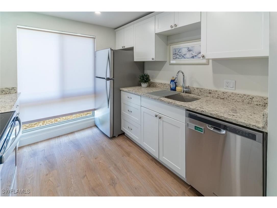 96 Glades Boulevard #513 Naples FL 34112 225065014 image10