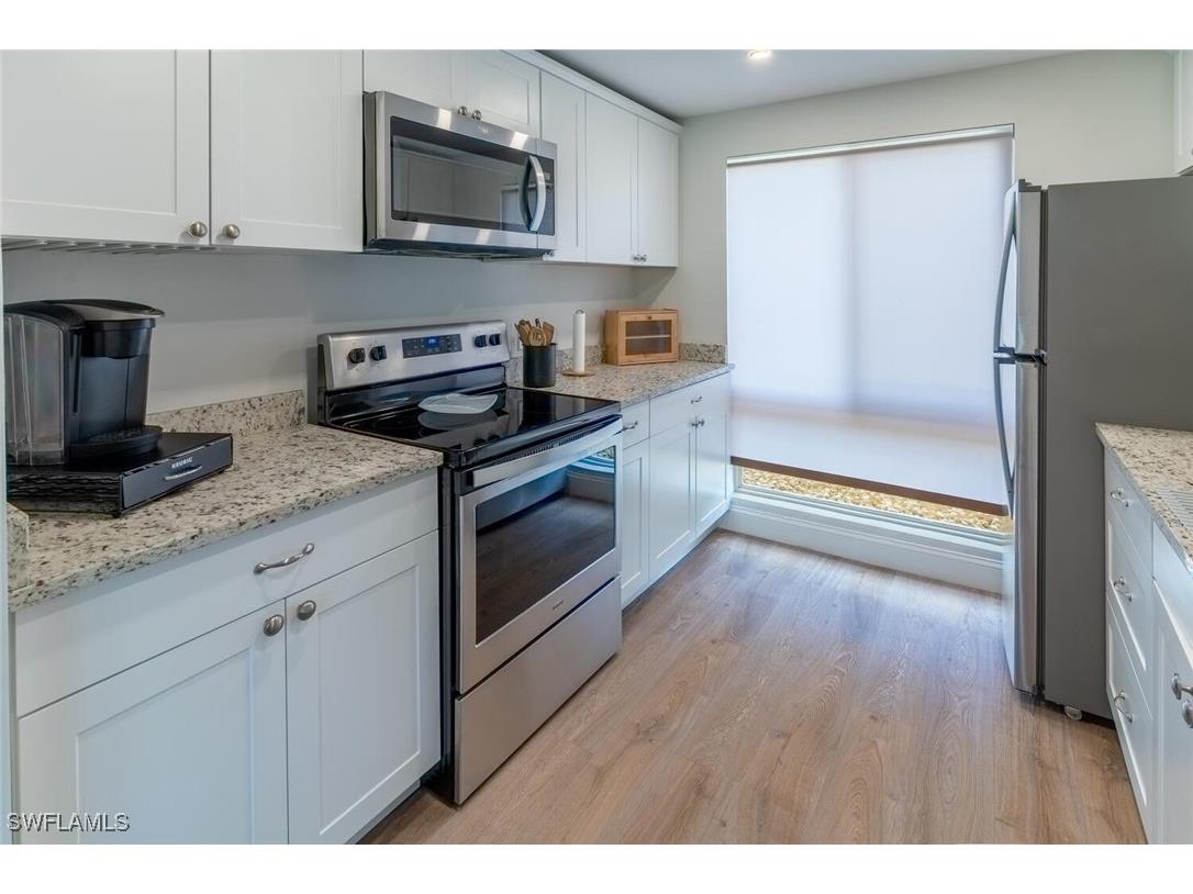 96 Glades Boulevard #513 Naples FL 34112 225065014 image11