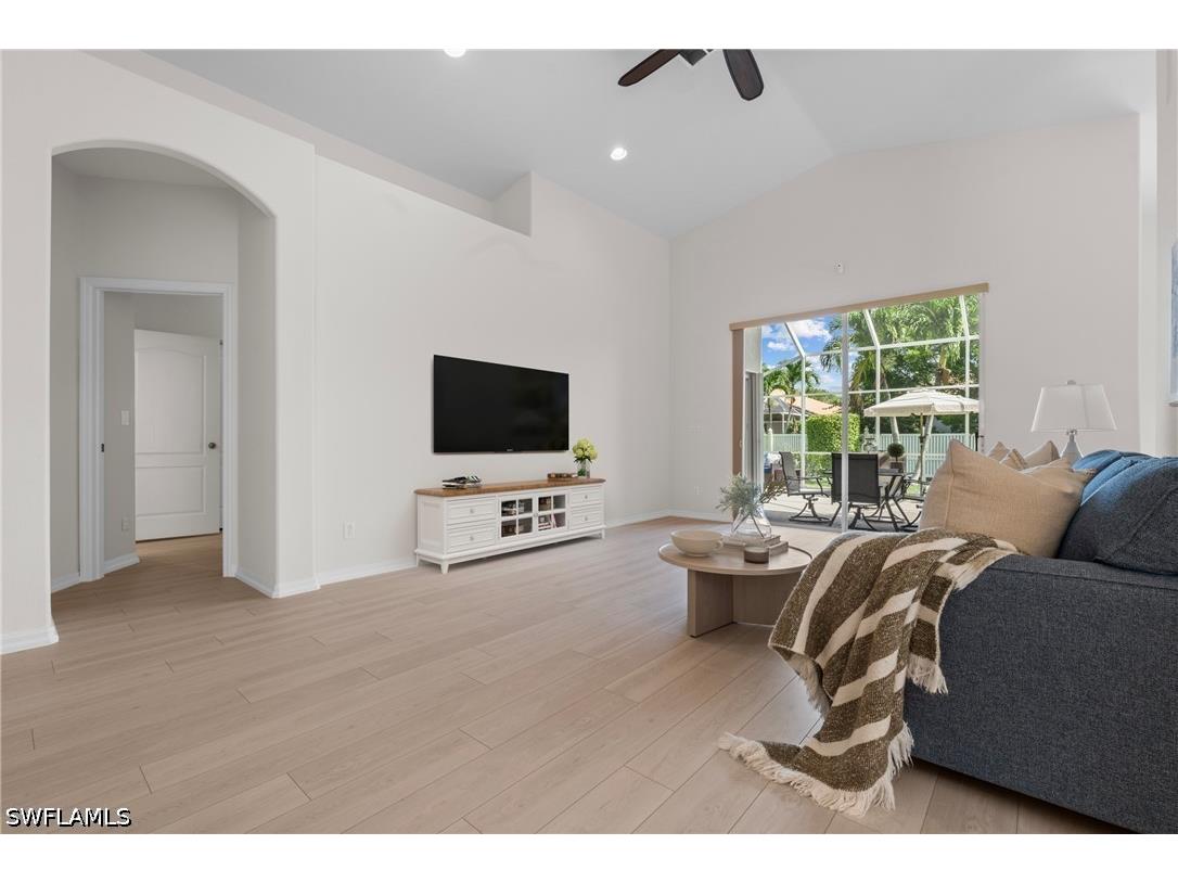 96 Glen Eagle Circle Naples FL 34104 226021915 image13